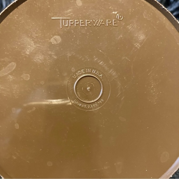 Vintage Tupperware Tea and Coffee Canisters - Picture 9 of 12